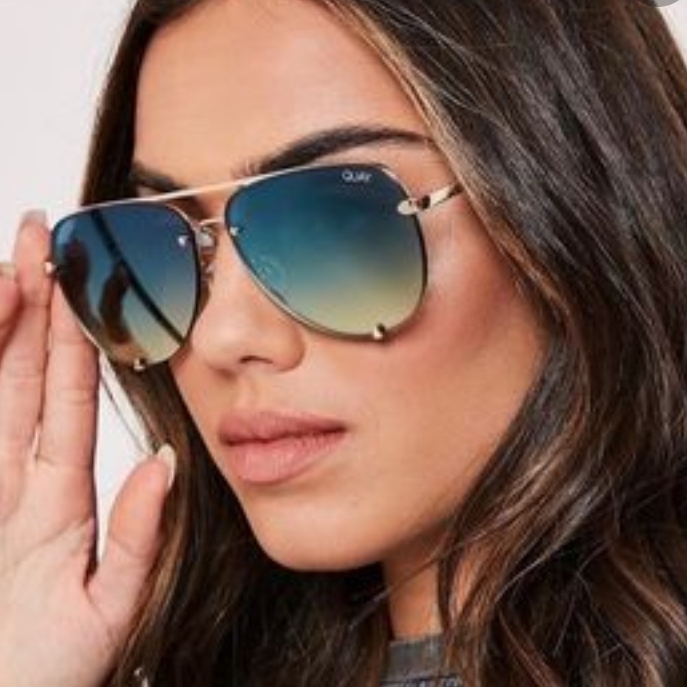 Quay x Desi Perkins High Key Rimless Sunglasses